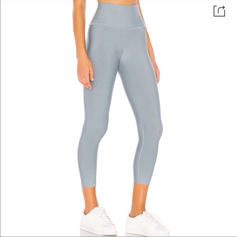 Alo Yoga Airlift Capri Blue Haze
